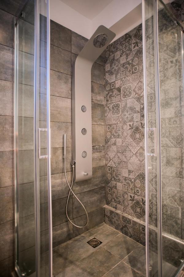 Athenian Living Suites Exterior foto